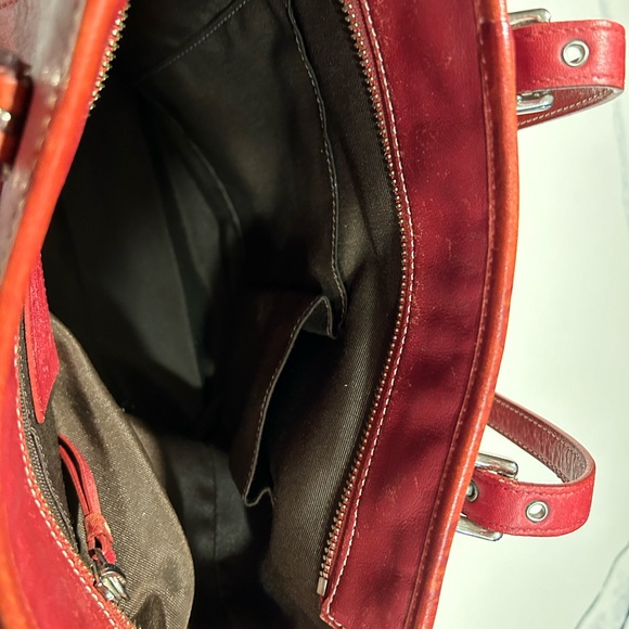 Coach Legacy Classic Red Shoulder Bag - Picture 11 of 16